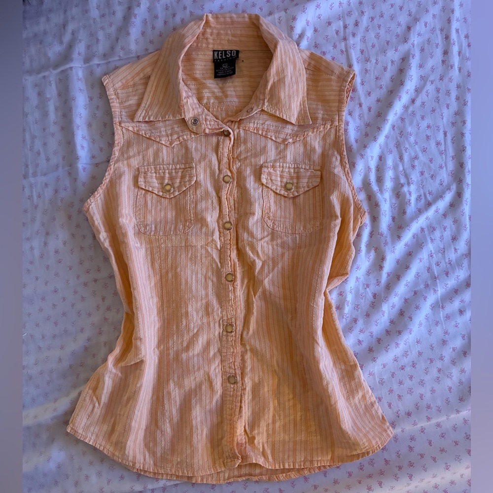 Women's Sleeveless Peach Button Down Shirt